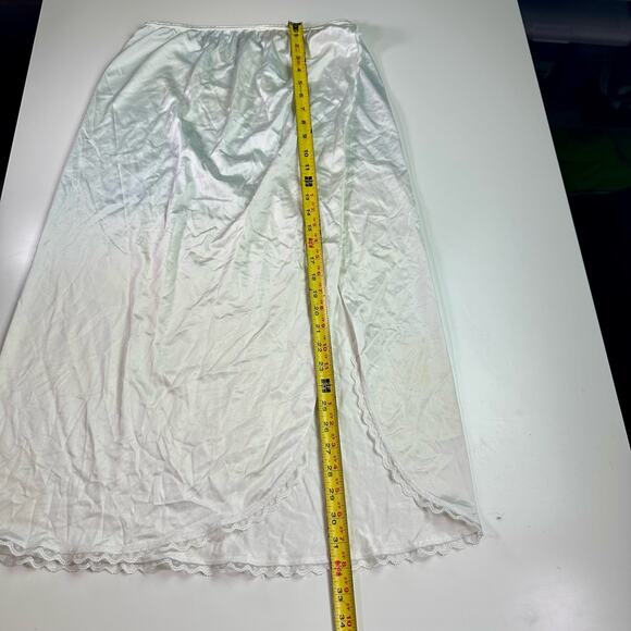 3/$20 Warner's VTG Women's Large 31" Length Nylon White Skirt Slip Lace *READ - Picture 7 of 7